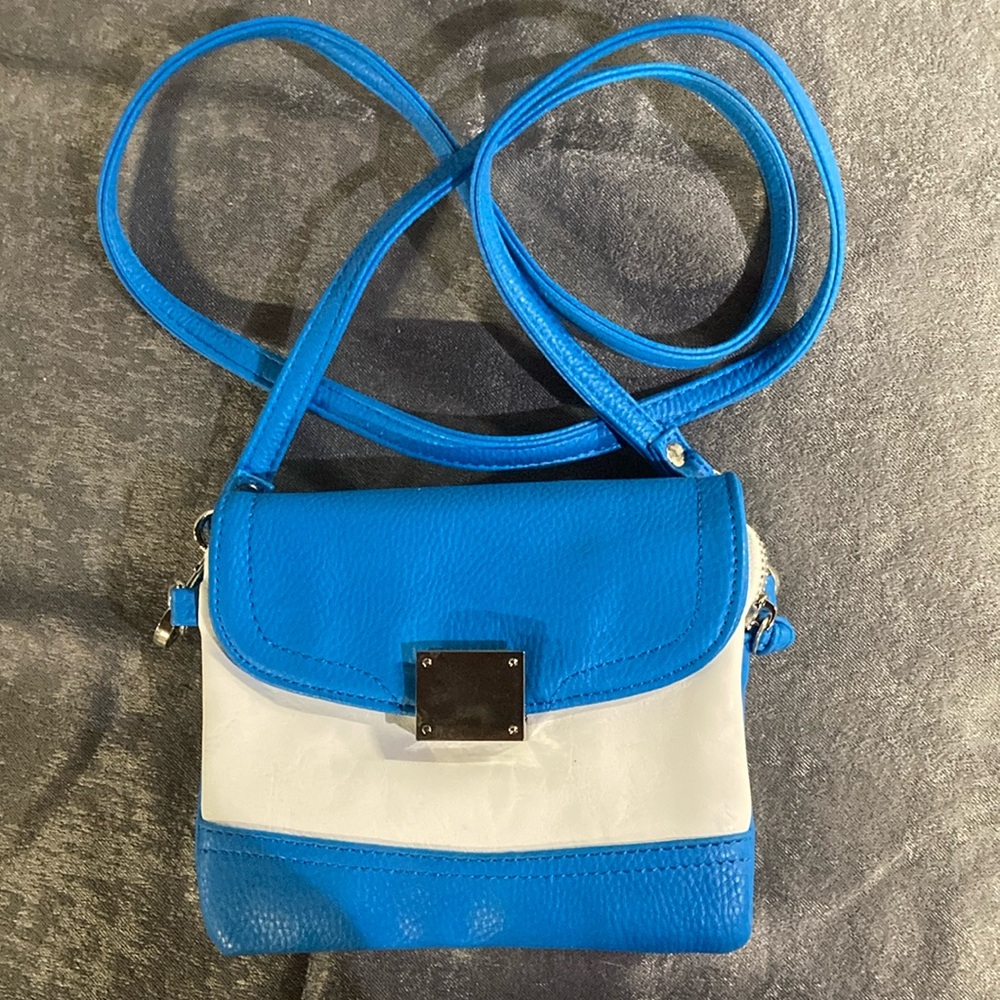 Charming Charlie Vibrant Blue and White Crossbody Bag